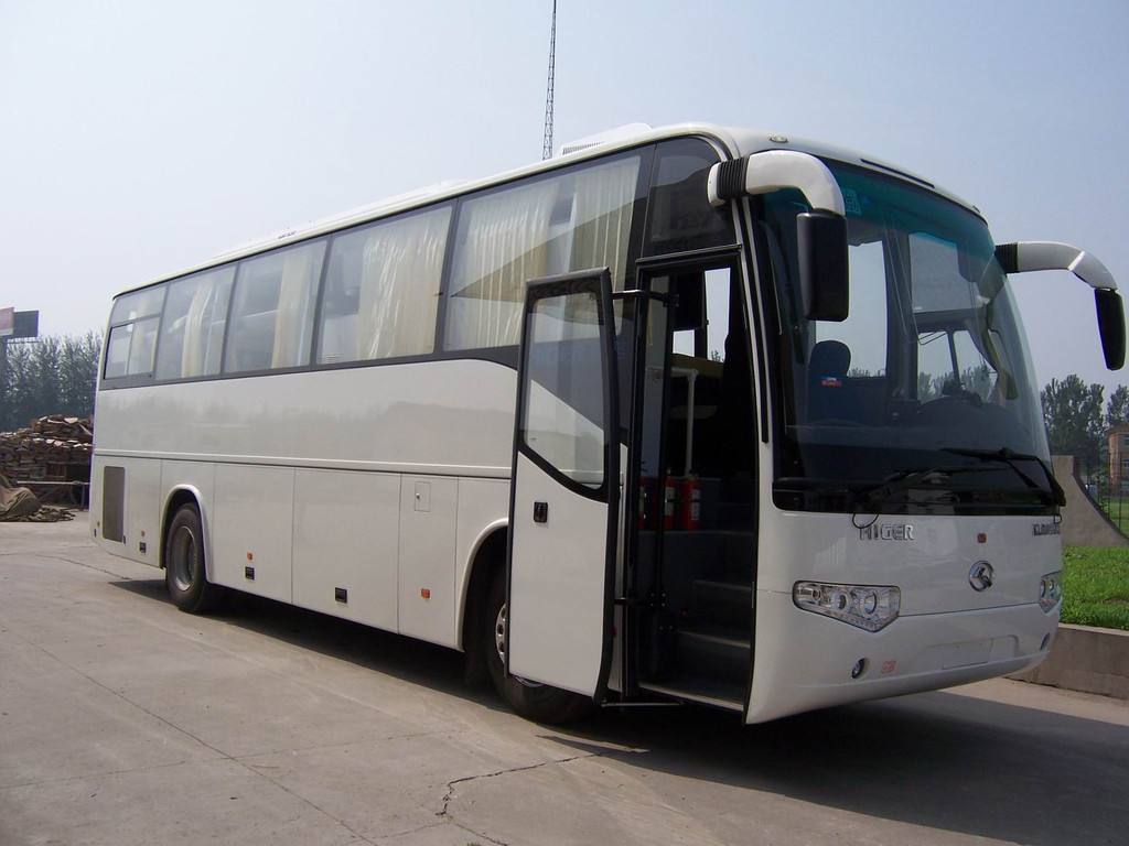 大巴車(chē)